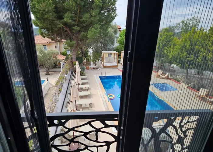 Kekik Azure Homes Oeluedeniz Fethiye